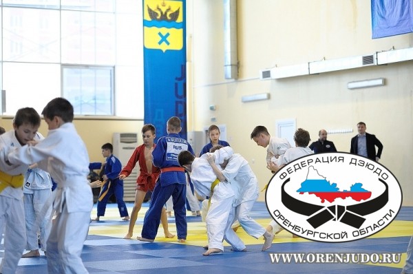 На татами Центра дзюдо сборная Оренбурга