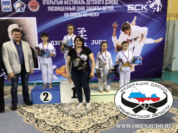Золотые и бронзовые медали в Стерлитамаке.
